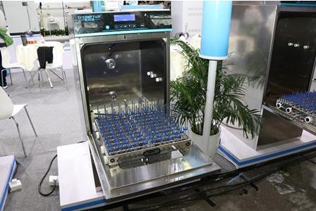 全自動洗瓶機在選用清洗籃架時應注意什么？